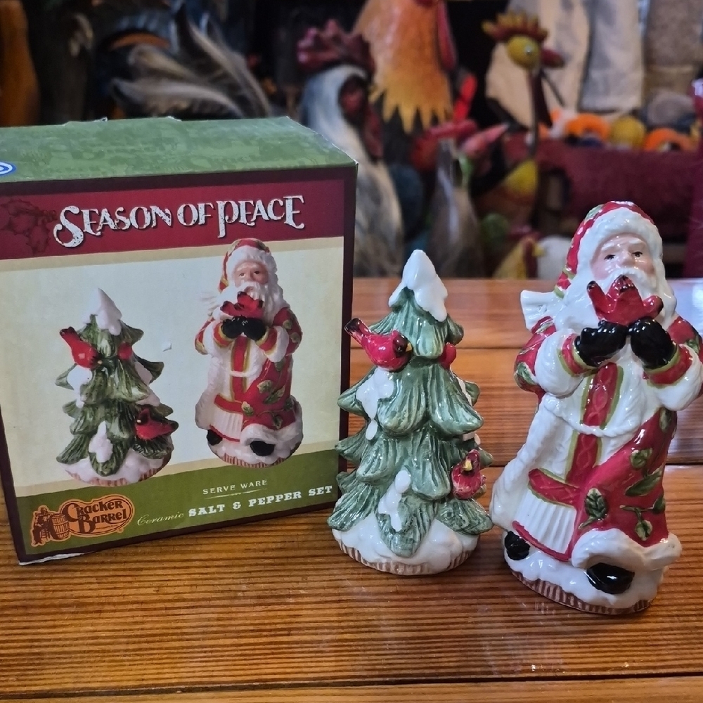 Cracker Barrel Festive Santa and Tree Salt And Pepper Shaker Set